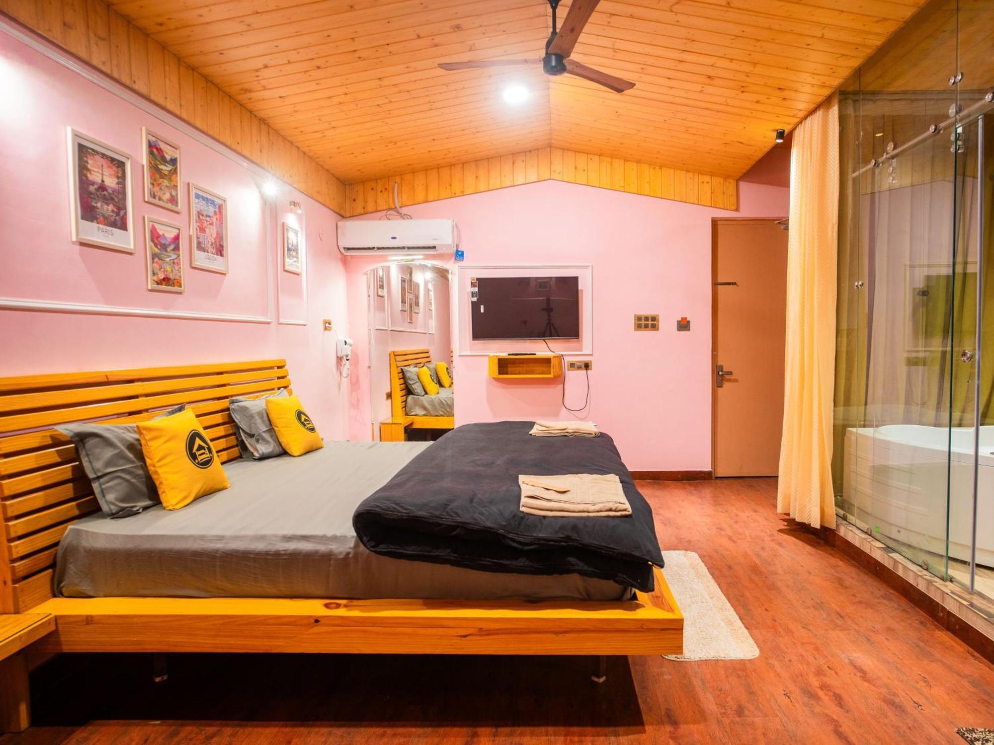 The Hosteller Rishikesh, Upper Tapovan Exterior photo