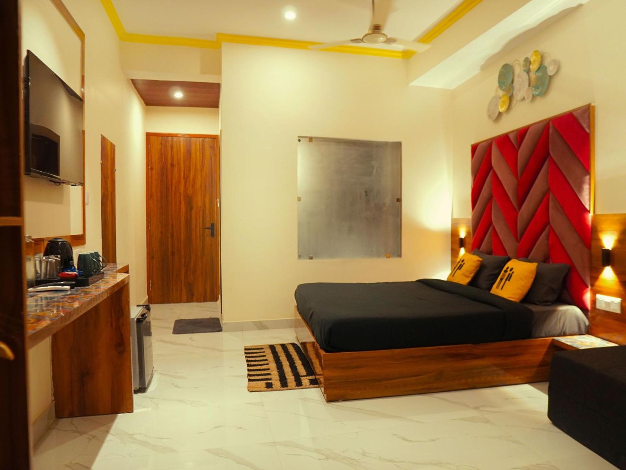 The Hosteller Rishikesh, Upper Tapovan Exterior photo