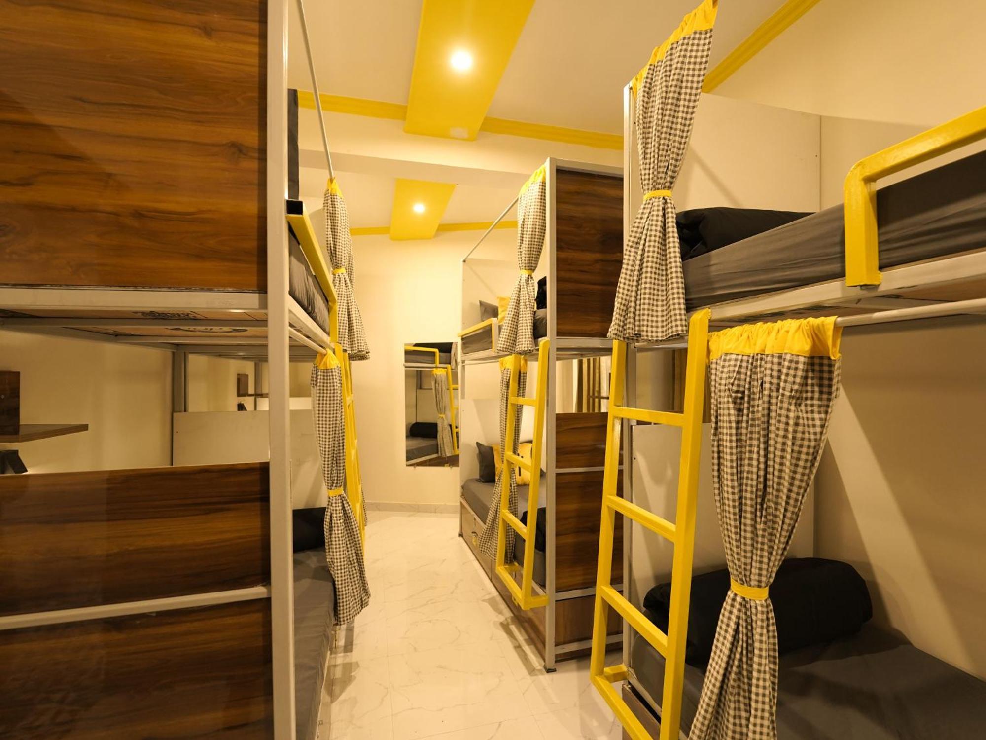 The Hosteller Rishikesh, Upper Tapovan Exterior photo